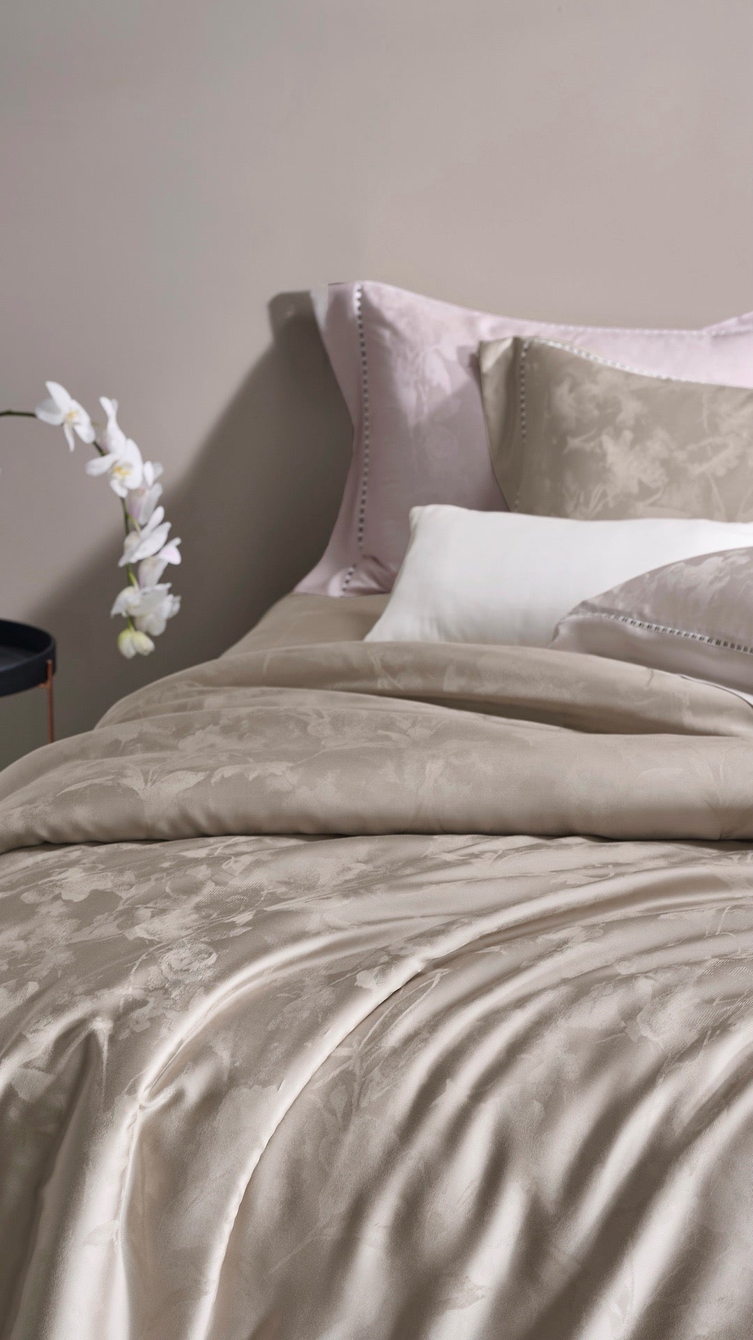 Jacquard TENCEL™ Lyocell Bedding Set – Balanced Art